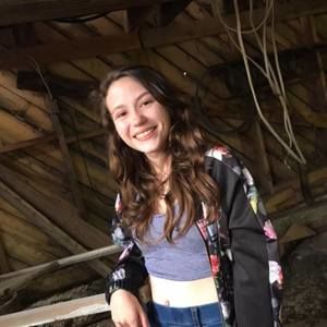 Meet your Posher, Joannie